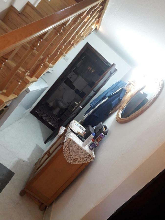 Guest House Jevtovic Sremski Karlovci Esterno foto